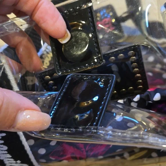 Betsey Johnson Betseyville Unique Clear Vinyl Tote with Removable Drawstring Bag - Picture 9 of 16